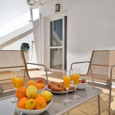 Adosado Con Solarium, Bbq Y Piscina En Las Chapas - Jade 213 Marbella
