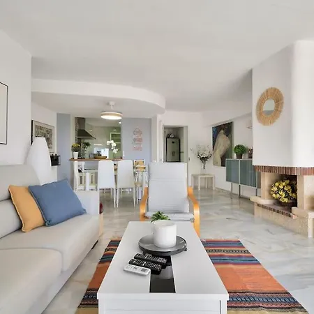Adosado Con Solarium, Bbq Y Piscina En Las Chapas - Jade 213 *