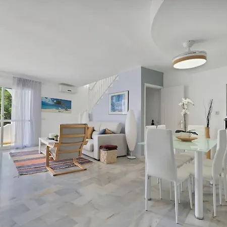 Adosado Con Solarium, Bbq Y Piscina En Las Chapas - Jade 213 * Marbella
