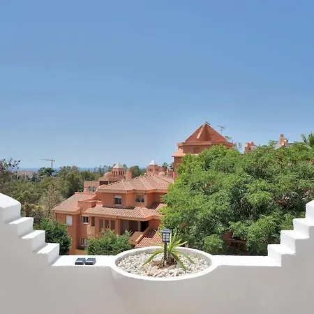 Adosado Con Solarium, Bbq Y Piscina En Las Chapas - Jade 213 *